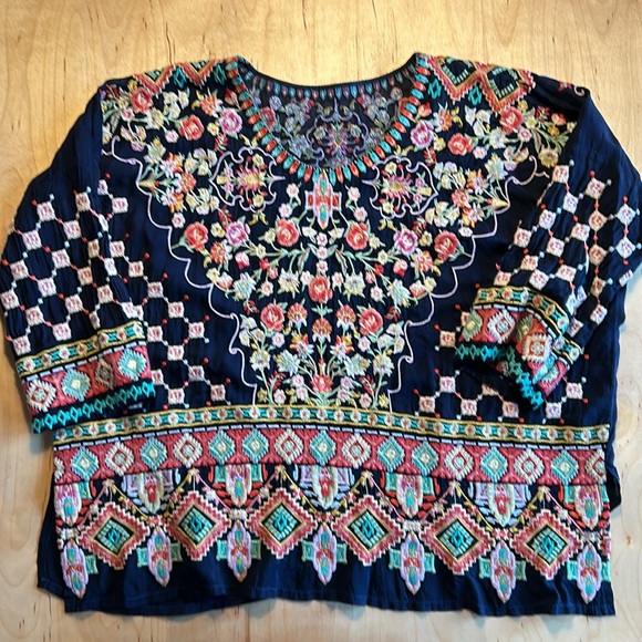 Johnny Was boho Artist shirt, size small-generously sized.Stunning embroidery! - Picture 2 of 3